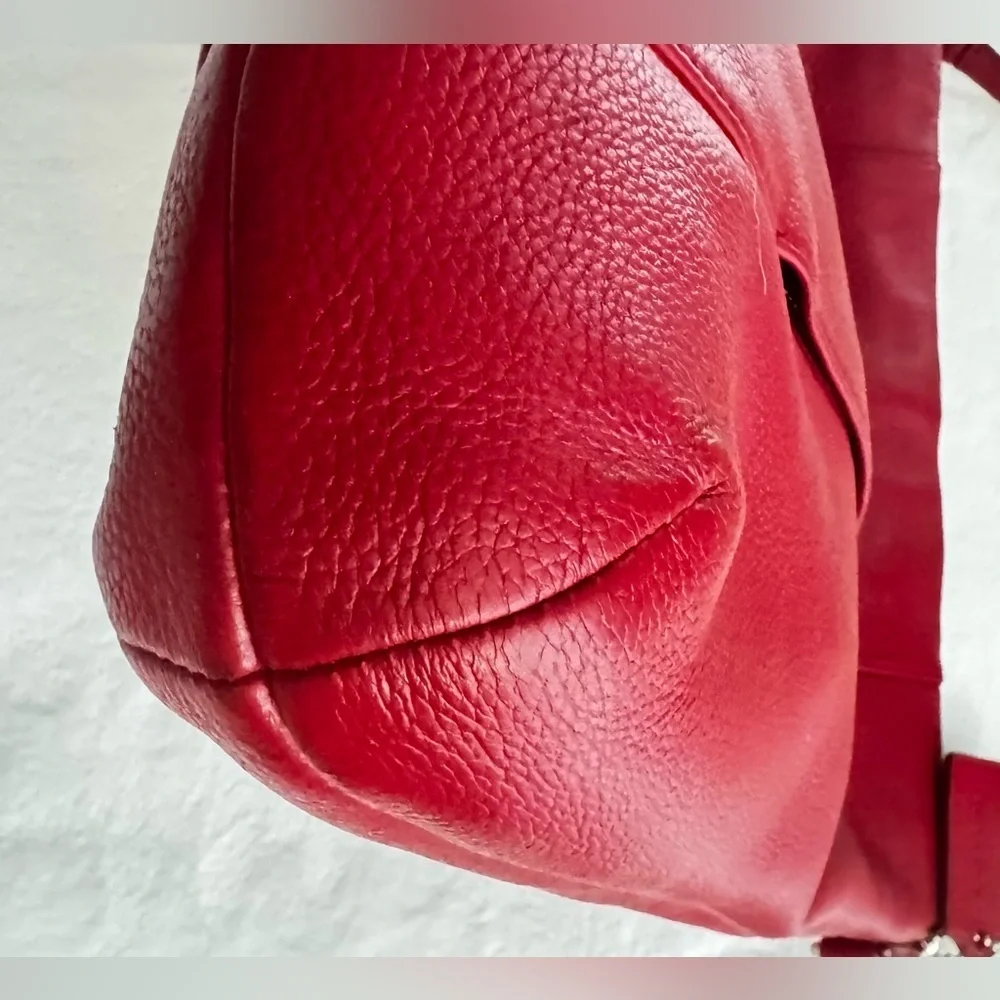 COACH Isabella Vibrant RED Leather Bag Shoulder Pebble Gold Hardware Handbag.